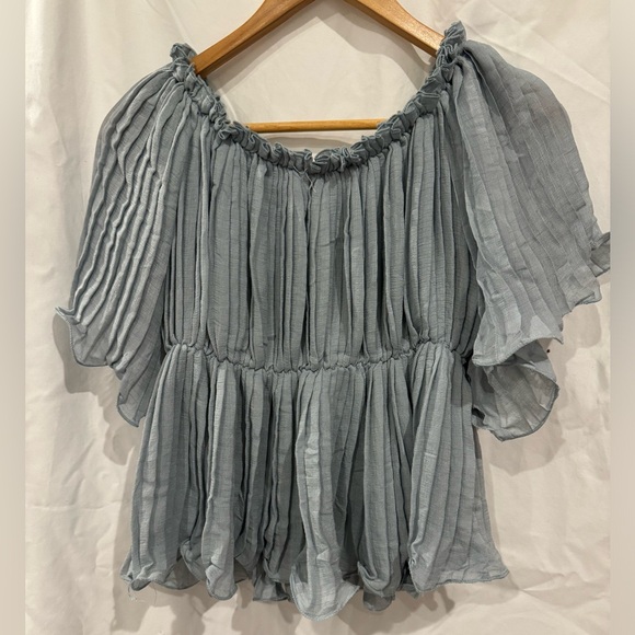 Flawless Brand Women’s Ruffled Peplum Crop Top Off The Shoulder NWT Size Large - Picture 3 of 4